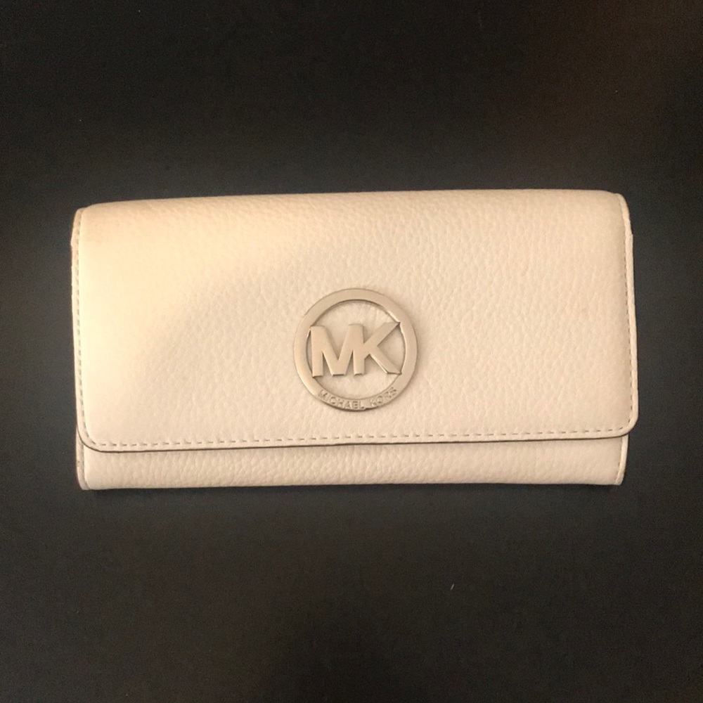 Michael Kors Large White Wallet